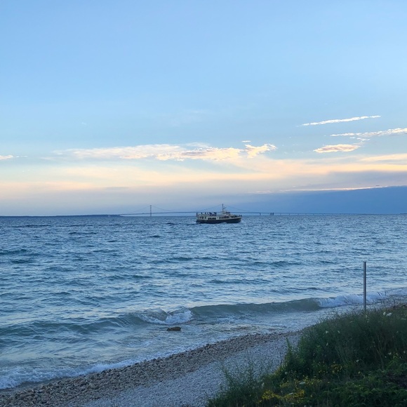 MAKE ME AN OFFER! ❤️ - Picture 1 of 2